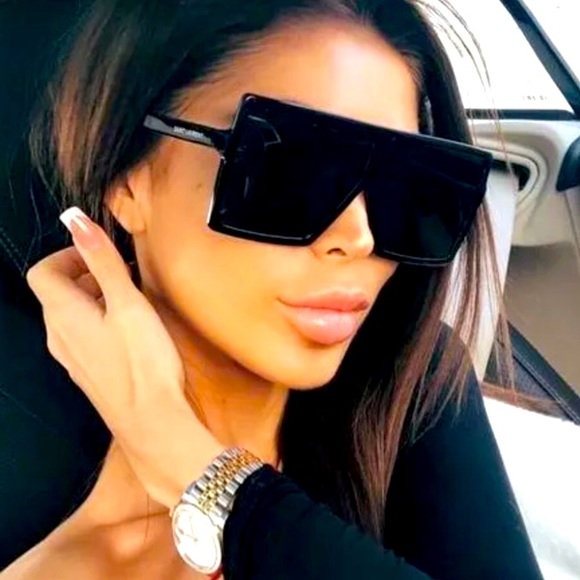 SOLD😎Oversized glasses/only 1 left  😎 - Picture 2 of 12